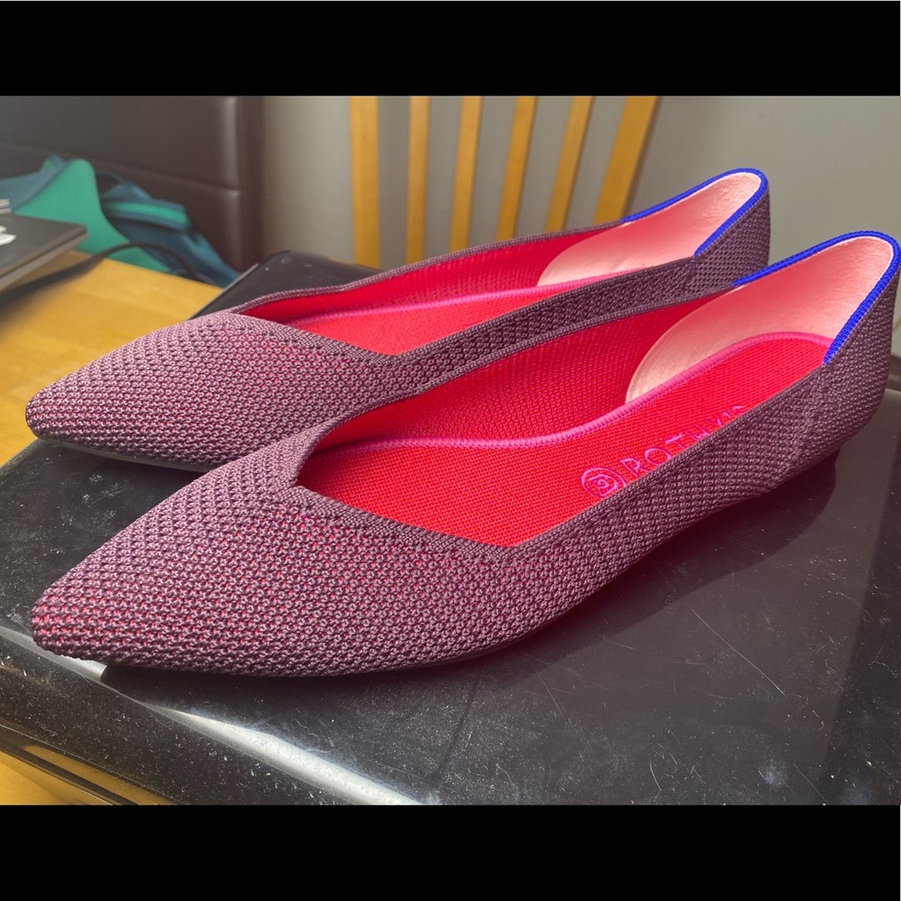 SOLD! Rothy’s Berry Lattice Points BNIB 12